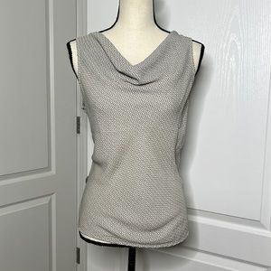 New PLEIONE sleeveless blouse